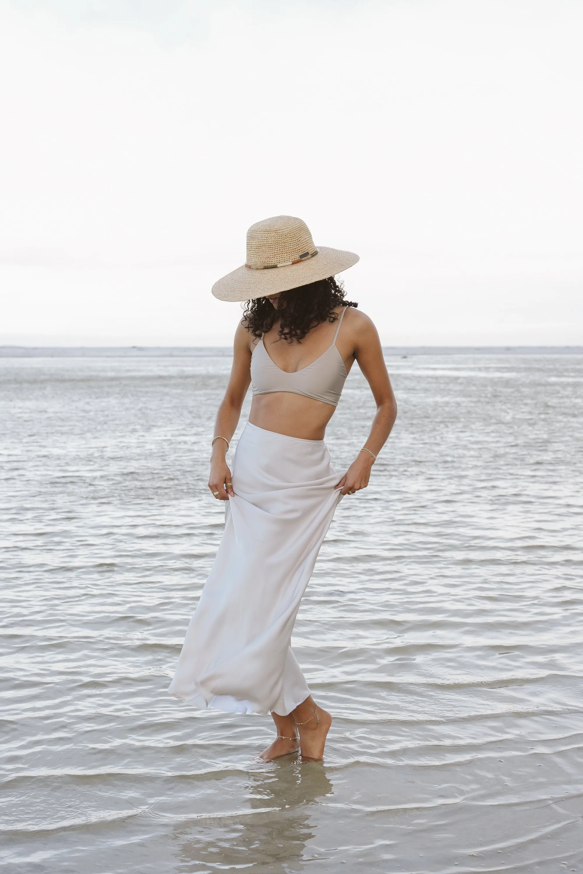 THE FLOWY SKIRT